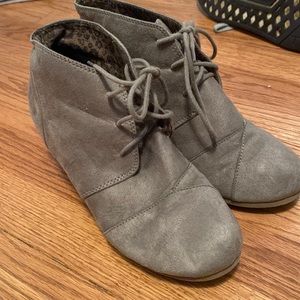 Nude closed toed wedges